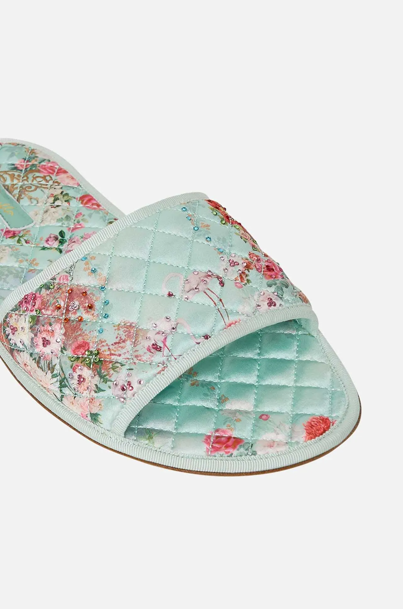 Camilla - The Jewellery Museum Slippers with Travel Case