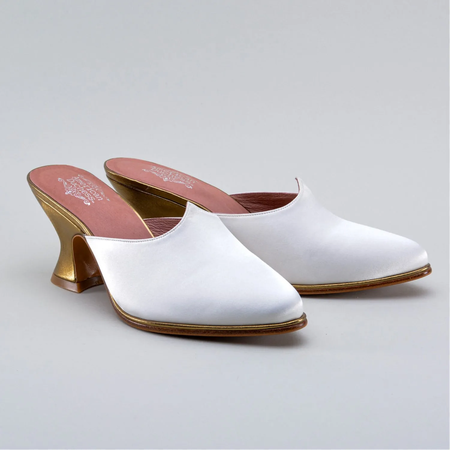 Charlotte Women's 18th Century Mules (Ivory)