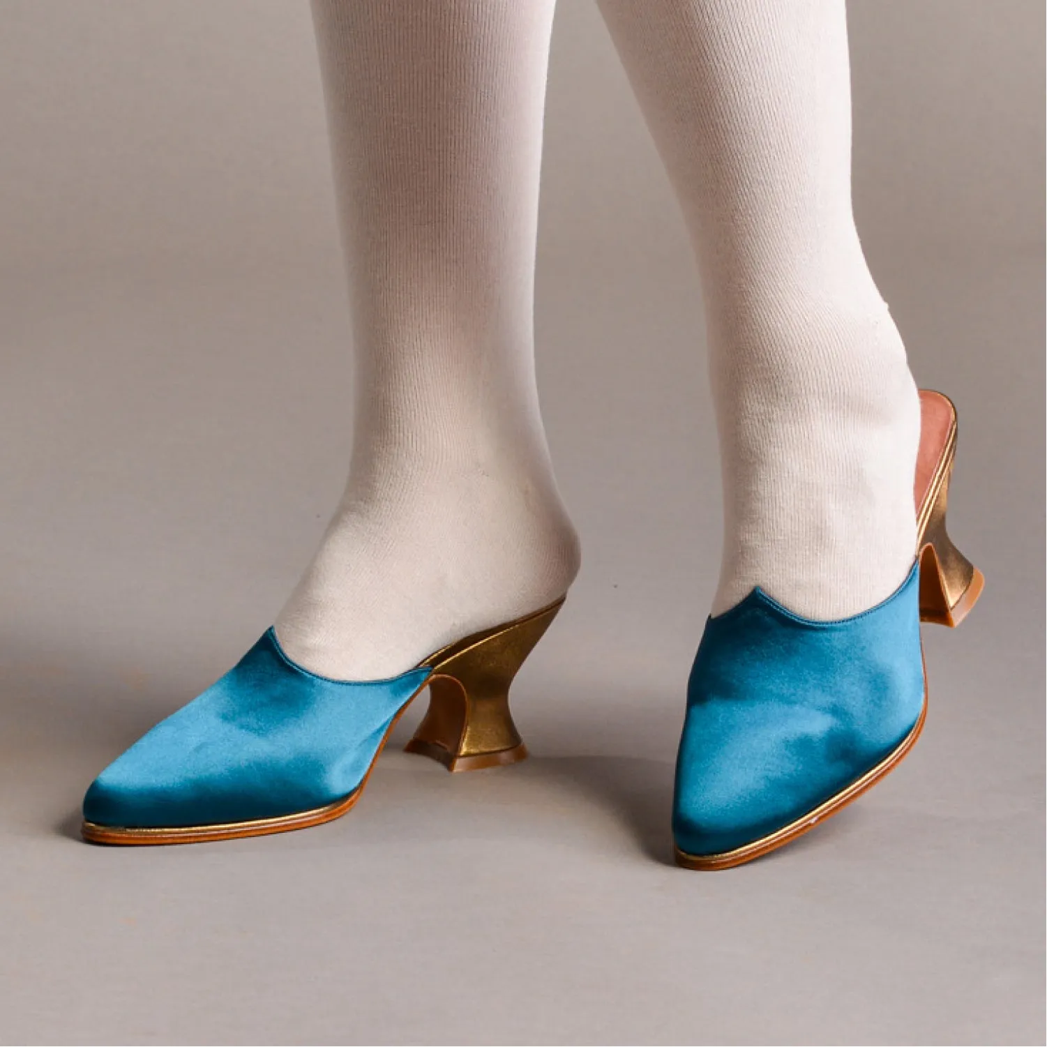 Charlotte Women's 18th Century Mules (Teal)