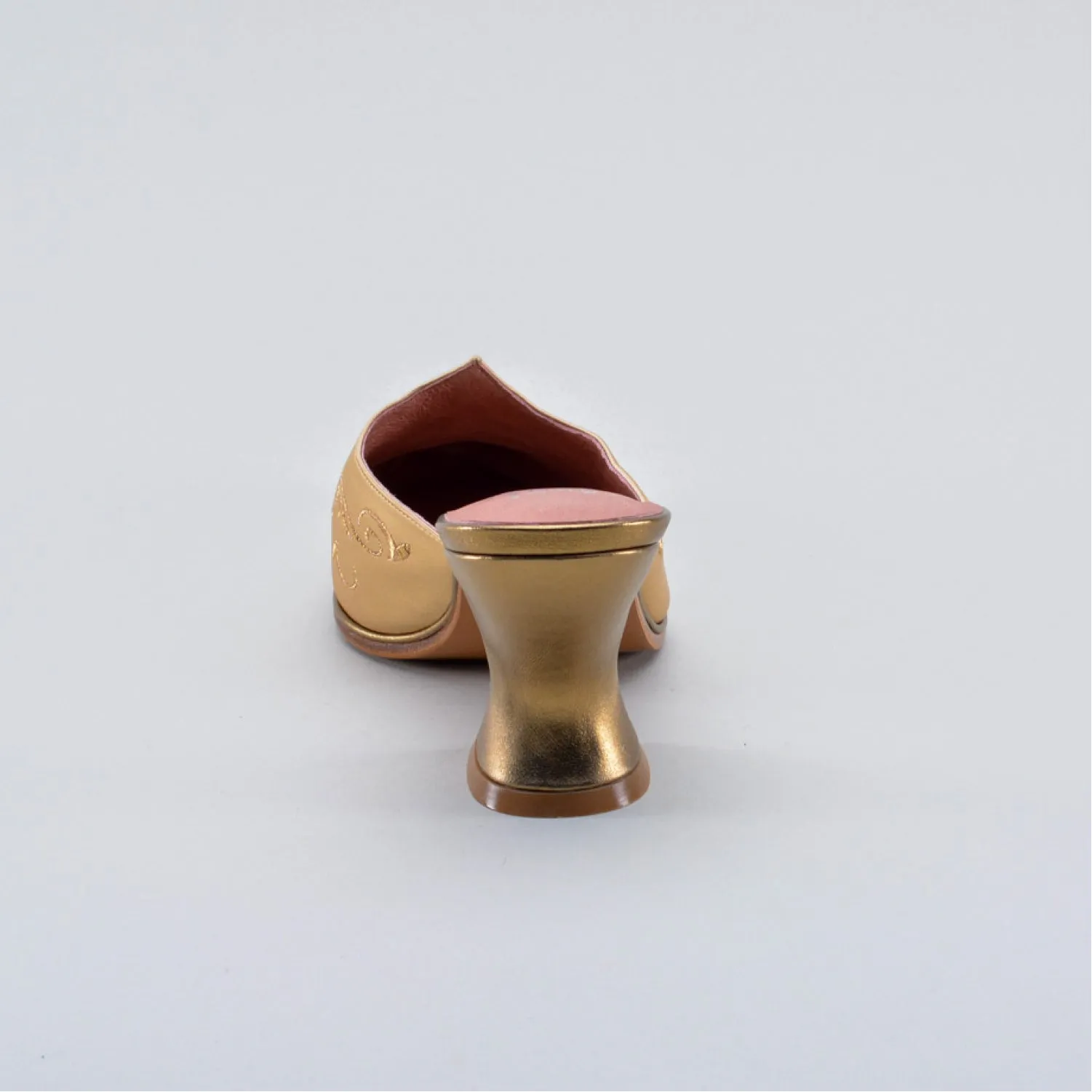 Gilded Charlotte Women's 18th Century Mules (Gold)