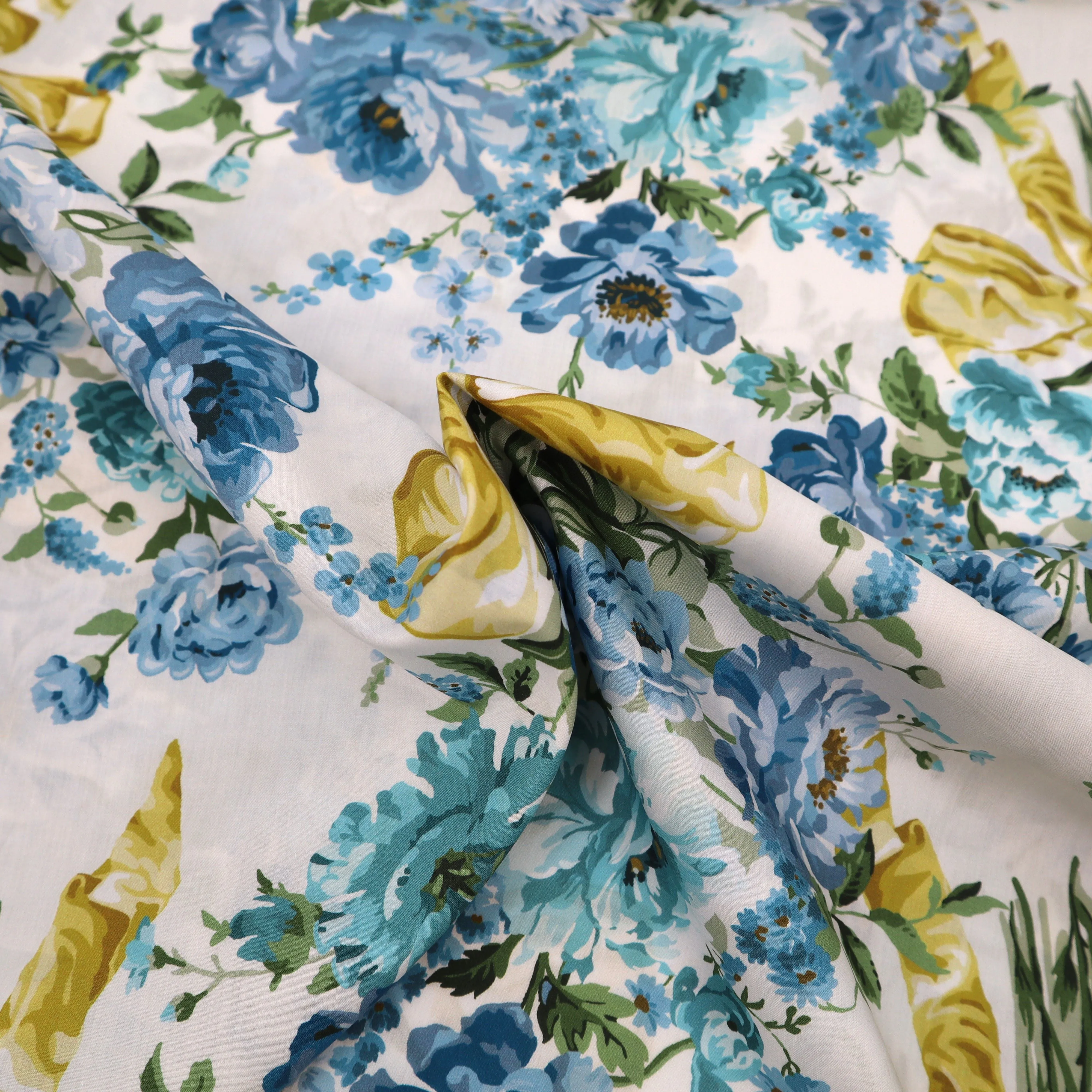 Liberty Fabrics x Bridgerton Bow Bouquet B Tana Lawn™ Cotton